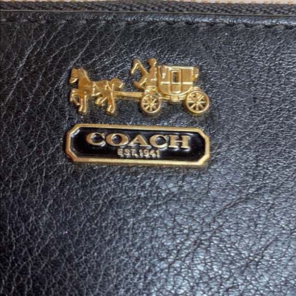 Coach Black Leather with gold chain wristlet - Picture 3 of 7